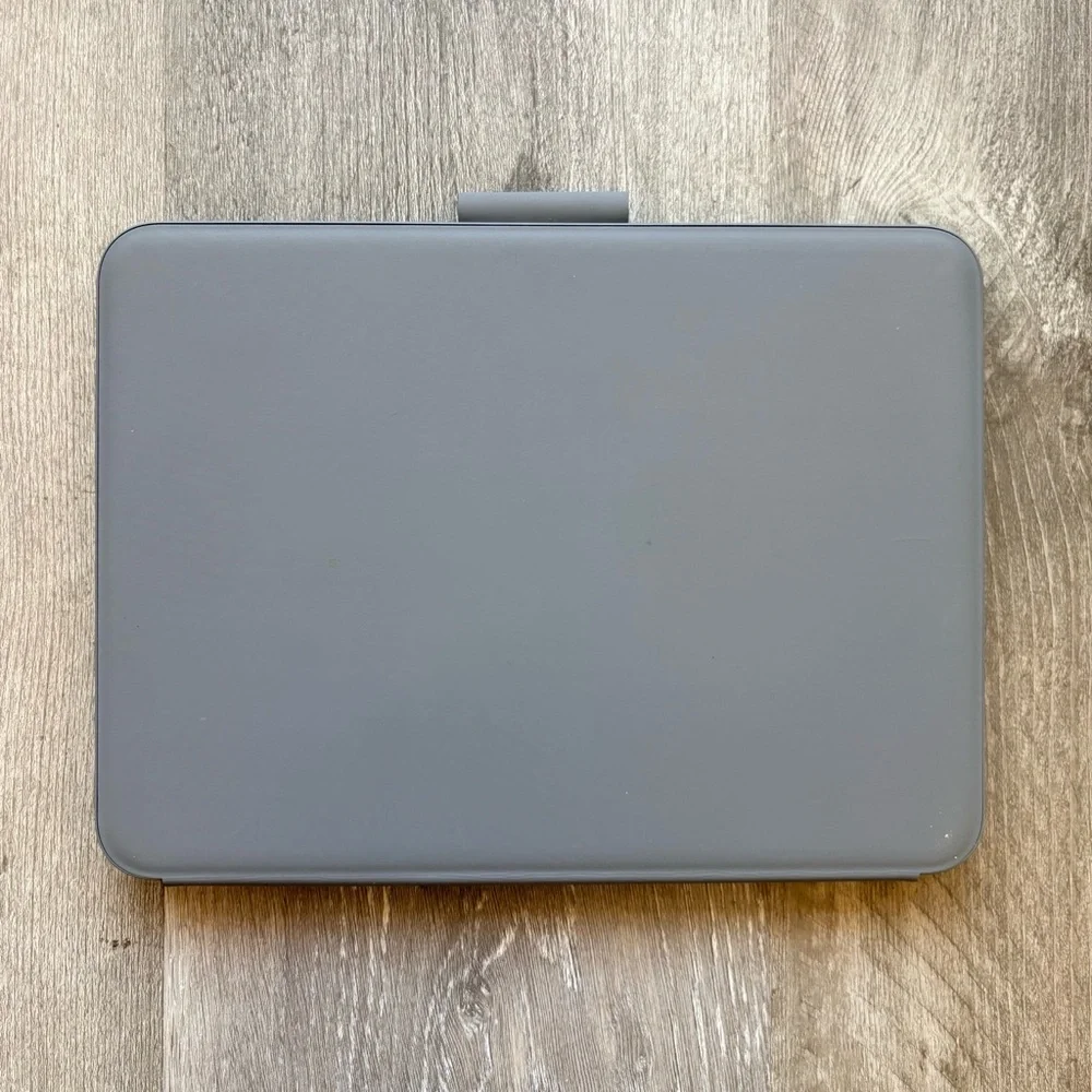 Logitech Slim Folio Bluetooth Gray Keyboard Case for iPad 10th Gen